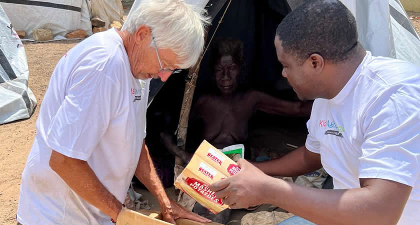 Volunteer Diaries: Feeding 100 Families in One Day